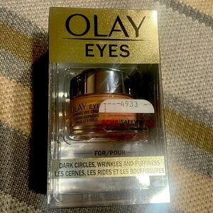 Dark circles wrinkles and puffiness